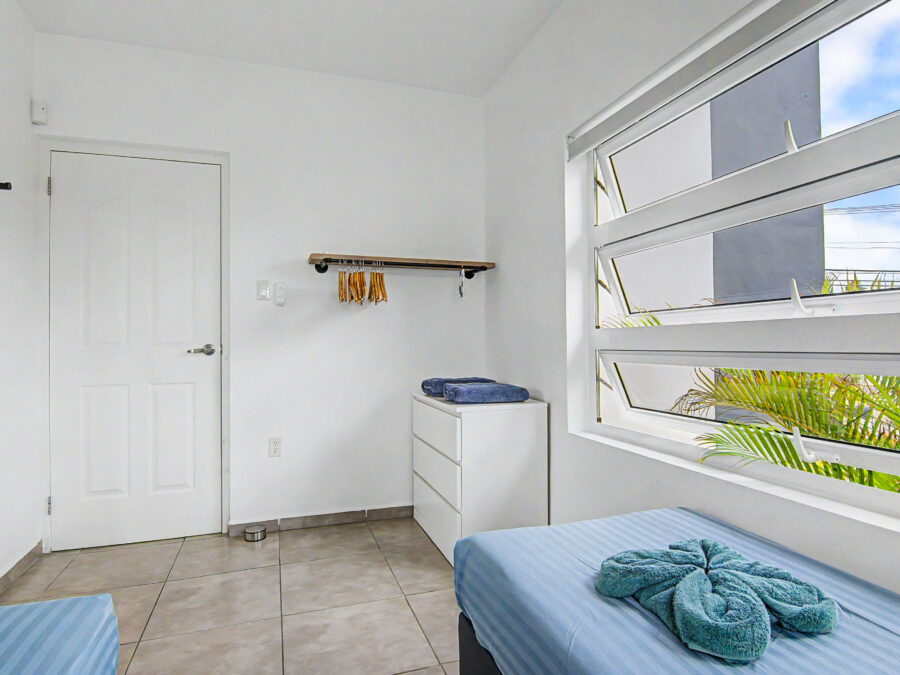 Slaapkamer 3 met loungehoek